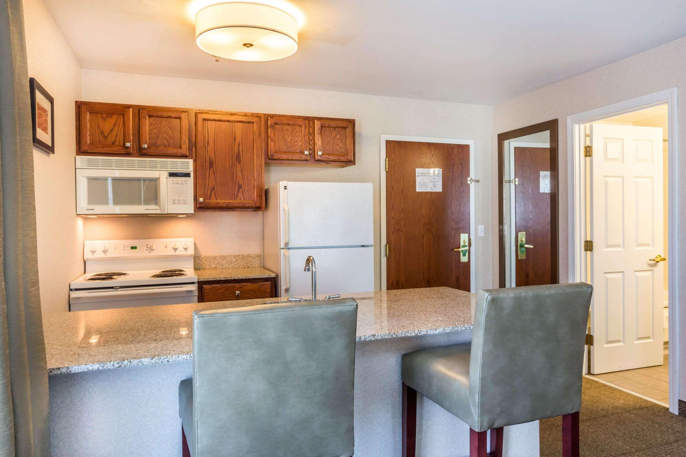 Comfort Inn & Suites Burlington Eksteriør bilde